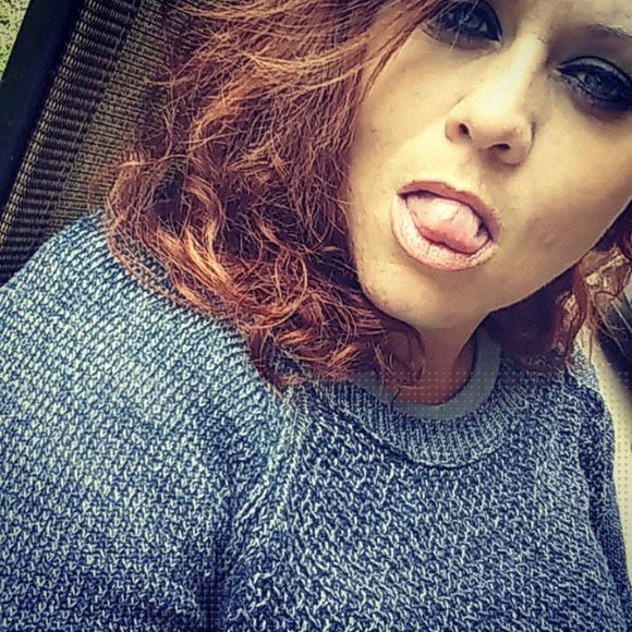 Meet your Posher, Crystal - Picture 1 of 1